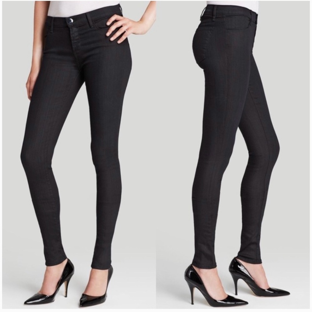 J Brand 620 Skinny Jean size 25 in Seriously Black